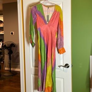🌈Beautiful multicolor, maxi dress long sleeve side, zipper sz small P2P 17🌈